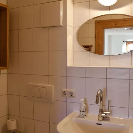 Organic Farm Schwaig Elf Mirror Apartment